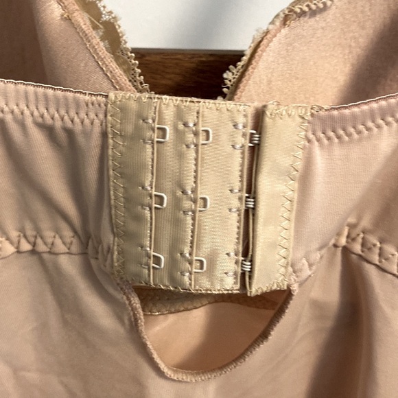 Figure Improving Technology FIT shapewear sz m - Picture 5 of 6